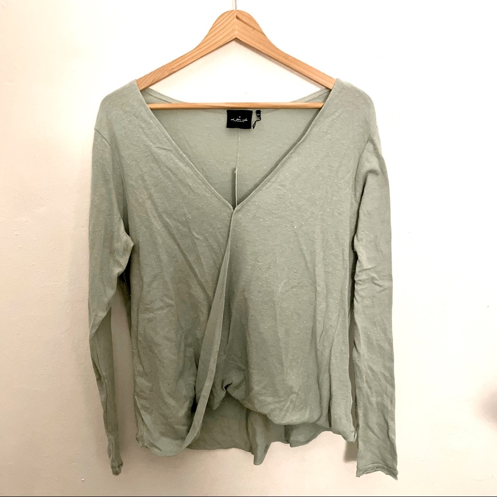 URBAN OUTFITTERS Slouchy V-neck NWT size S